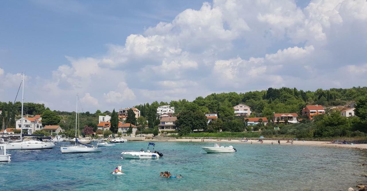 Milica Garden Lägenhet Prvic Sepurine Exteriör bild